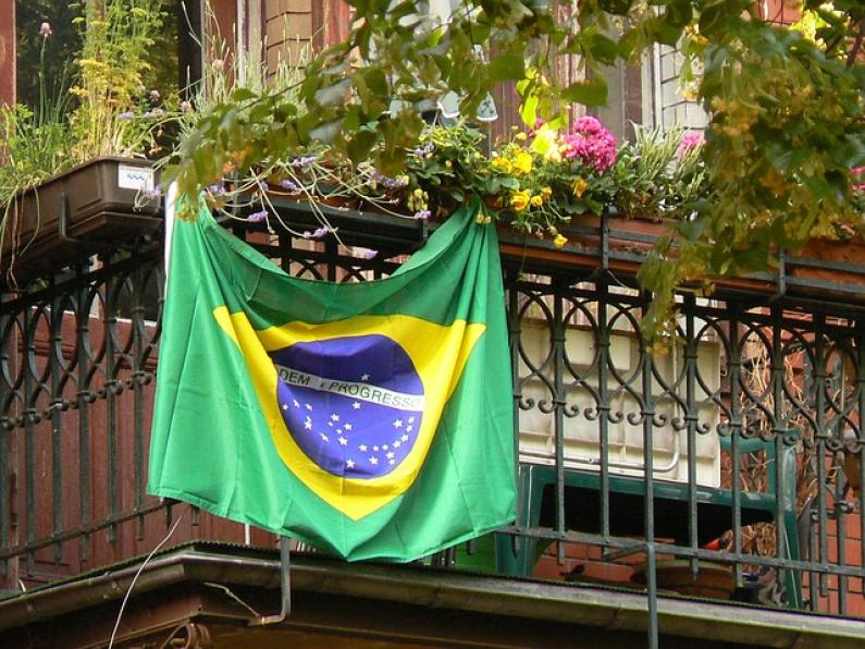 Rechtssystem und Sprache in Brasilien: eine Herausforderung für juristische Übersetzer Übersetzungen Portugiesisch Brasilien